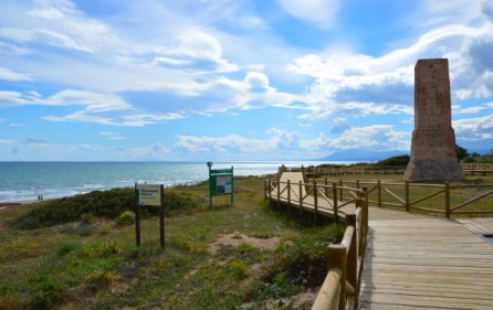 Cabopino strand och naturreservat